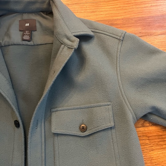 H & M Shacket/ coat - Picture 3 of 4